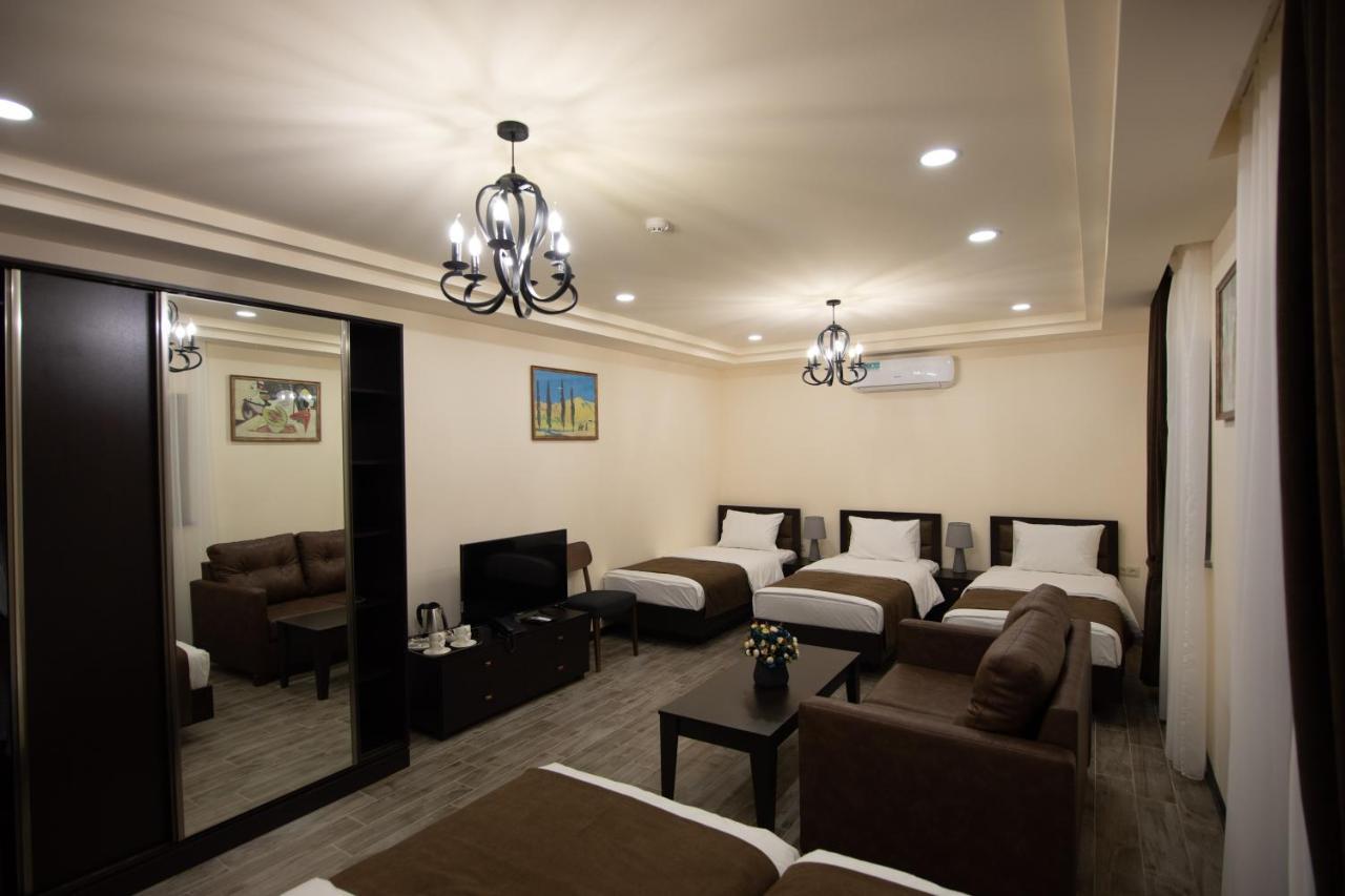 Boutique Living Hotel By Arta Yerevan Exterior photo